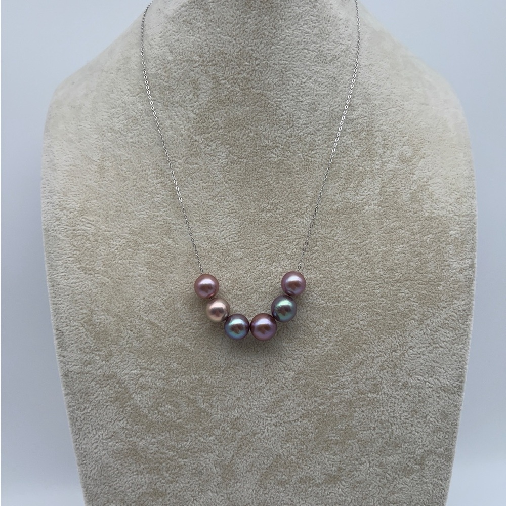 Elegant Sterling Silver Metallic luster Edison Pearl Necklace